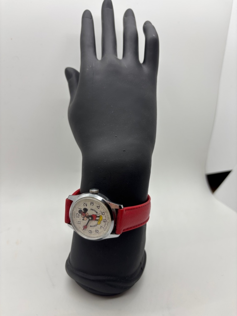 Vintage Bradley Red Mickey Mouse Watch - Picture 3 of 12